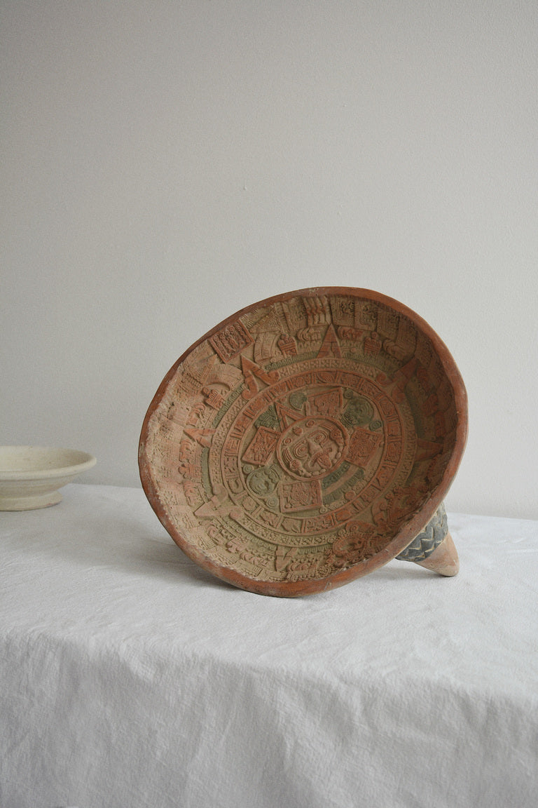 TRIPOD POTTERY BOWL