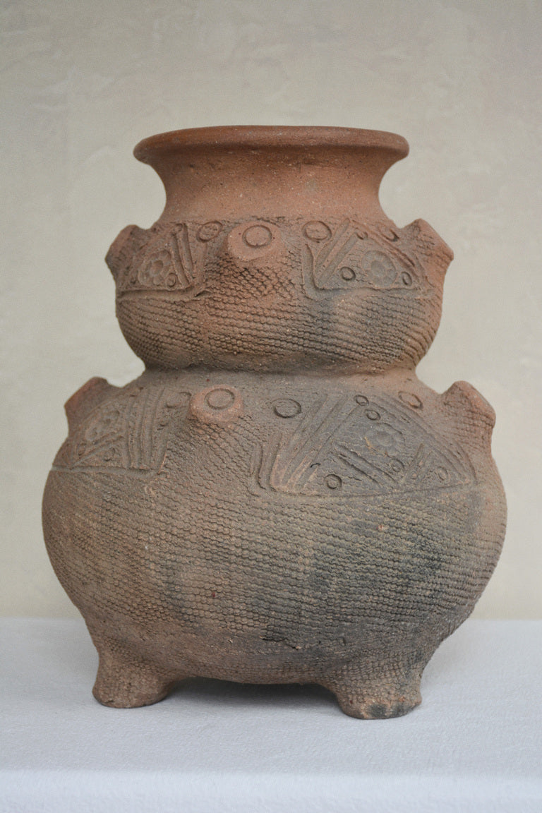 AFRICAN TERRACOTTA POT