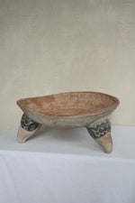 Load image into Gallery viewer, TRIPOD POTTERY BOWL
