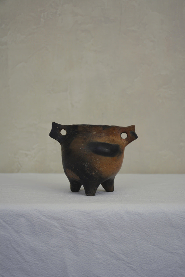 CATAWBA FOOTED TRIPOD BOWL